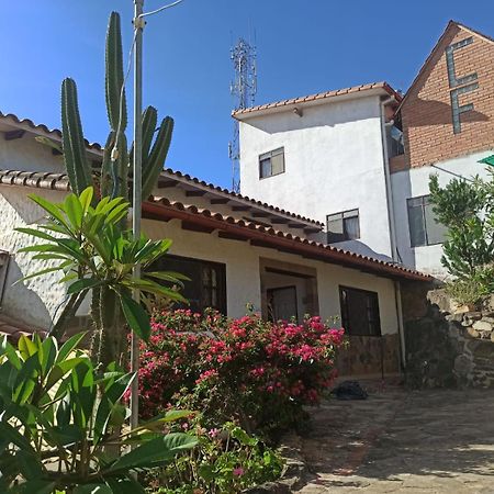 Hotel Fonda Amboro Samaipata Esterno foto