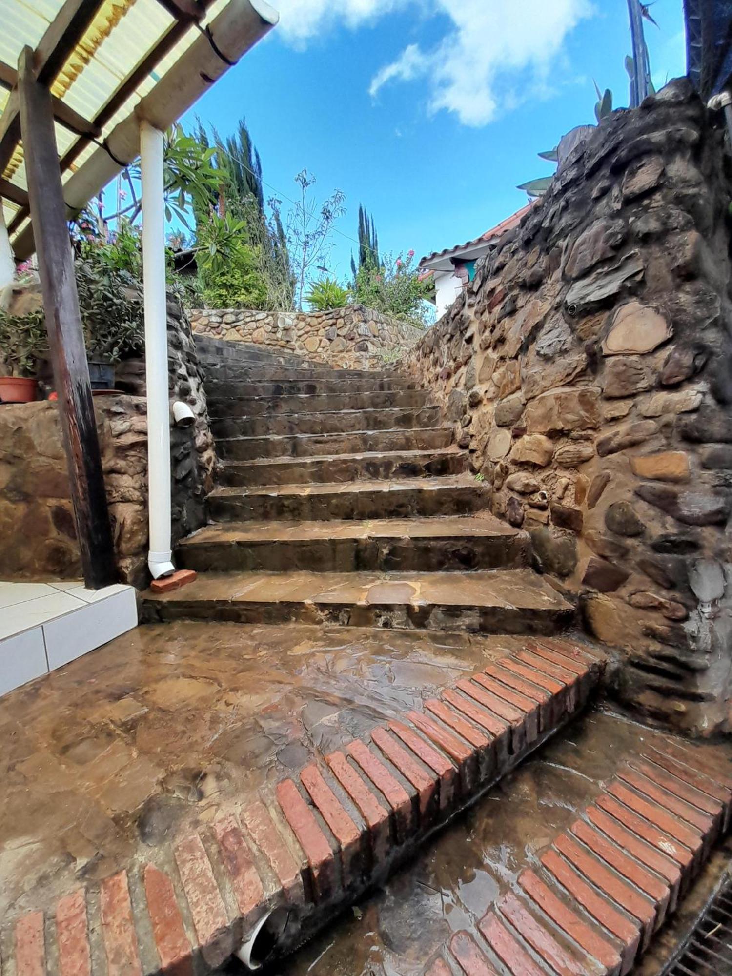 Hotel Fonda Amboro Samaipata Esterno foto
