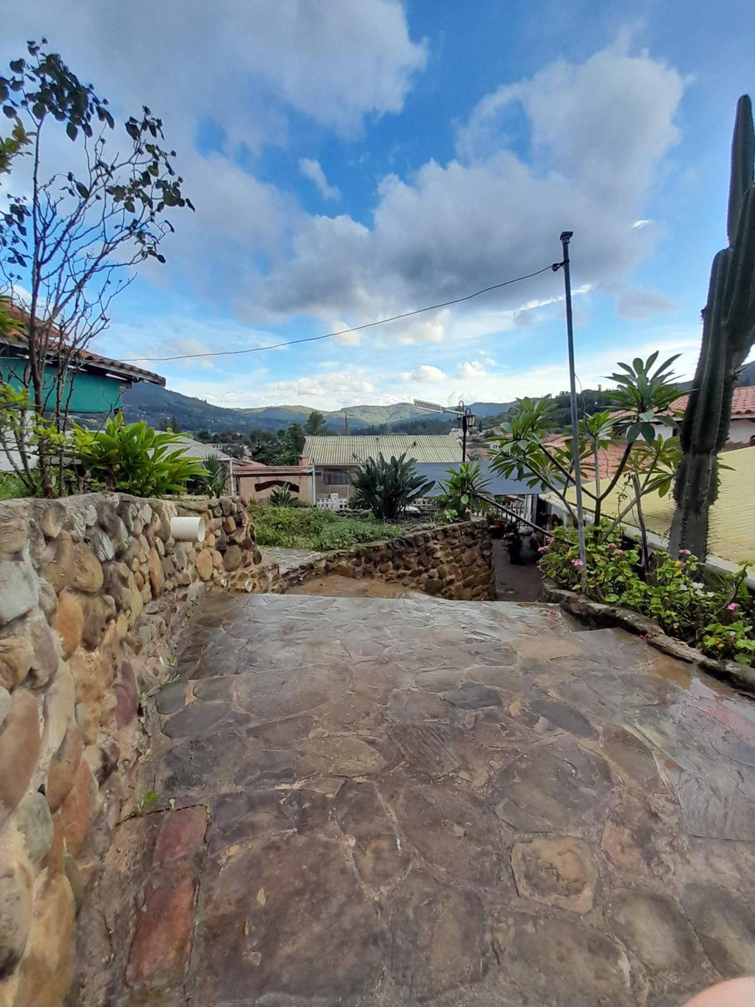 Hotel Fonda Amboro Samaipata Esterno foto