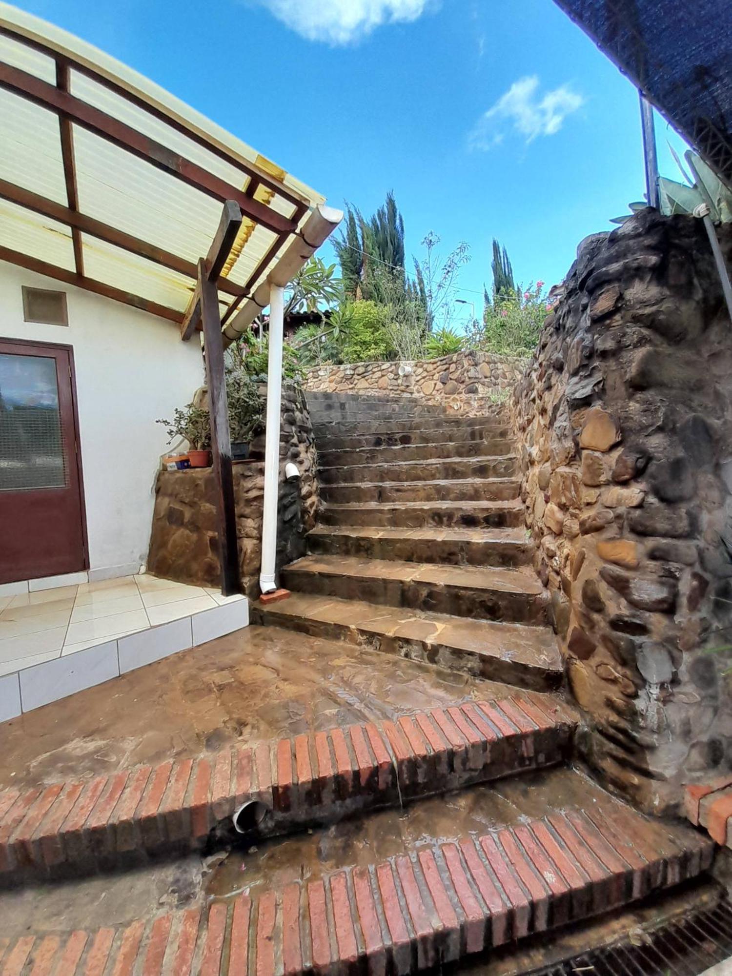 Hotel Fonda Amboro Samaipata Esterno foto
