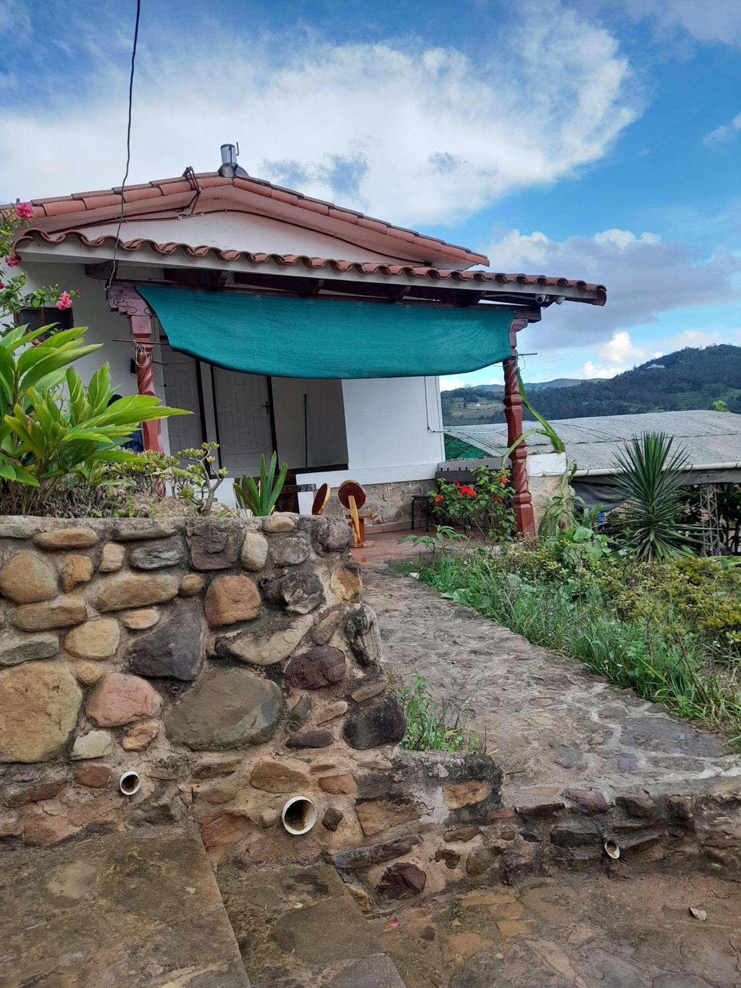 Hotel Fonda Amboro Samaipata Esterno foto